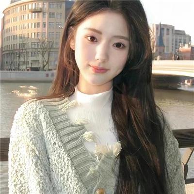 水中的女人